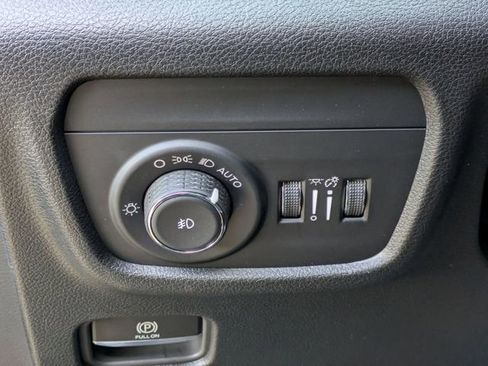 New 2026 Jeep Grand Cherokee Limited AWD/4WD image 13