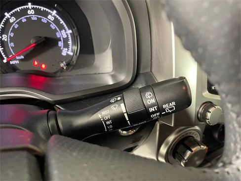 Used 2022 Toyota 4Runner SR5 Premium image 13