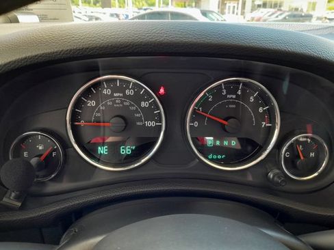 Used 2014 Jeep Wrangler Sport AWD/4WD image 12