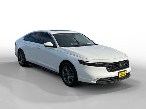 Certified 2024 Honda Accord EX image 7