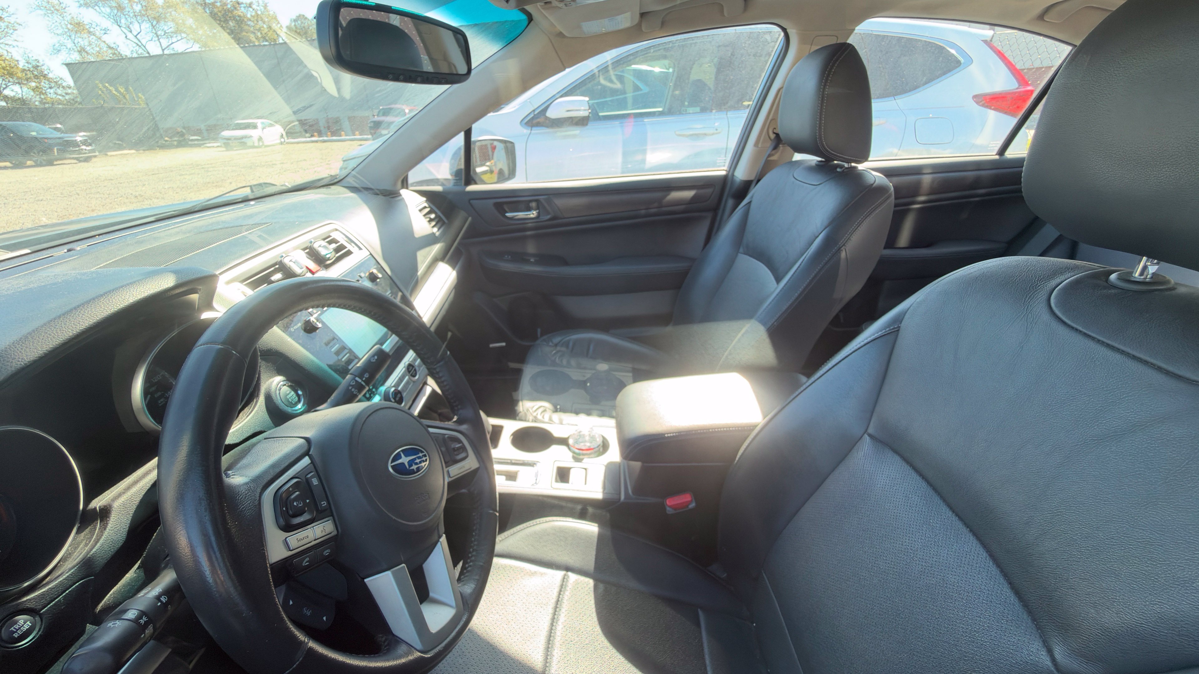 Used 2015 Subaru Legacy 2.5i Limited AWD/4WD image 4