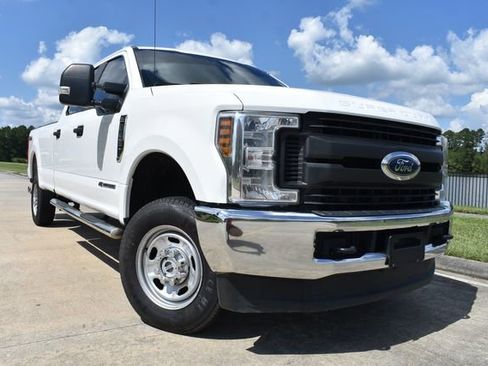 Used 2019 Ford F250 XL w/ Power Equipment Group image 1