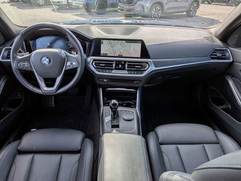Used 2022 BMW 330i Sedan w/ Driving Assistance Package image 30