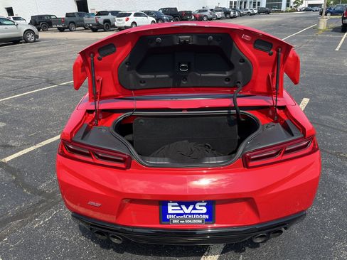 Used 2017 Chevrolet Camaro SS image 27
