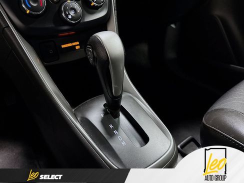 Used 2018 Chevrolet Trax LT w/ LT Convenience Package FWD image 19