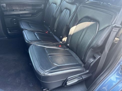 Used 2020 Ford Expedition Limited w/ Equipment Group 301A image 14
