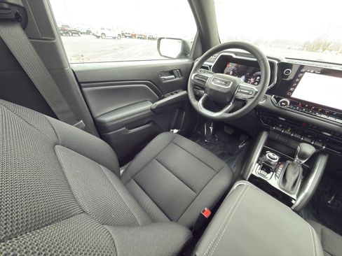 New 2026 GMC Canyon Elevation w/ Convenience Package image 18