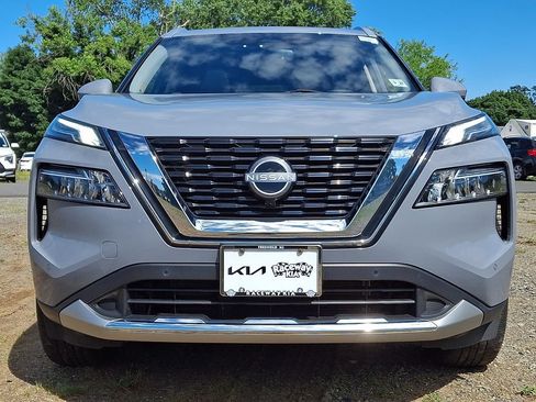 Used 2023 Nissan Rogue Platinum w/ Platinum Premium Package AWD/4WD image 2