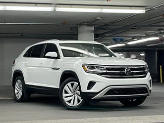 Used 2022 Volkswagen Atlas Cross Sport SE video 2