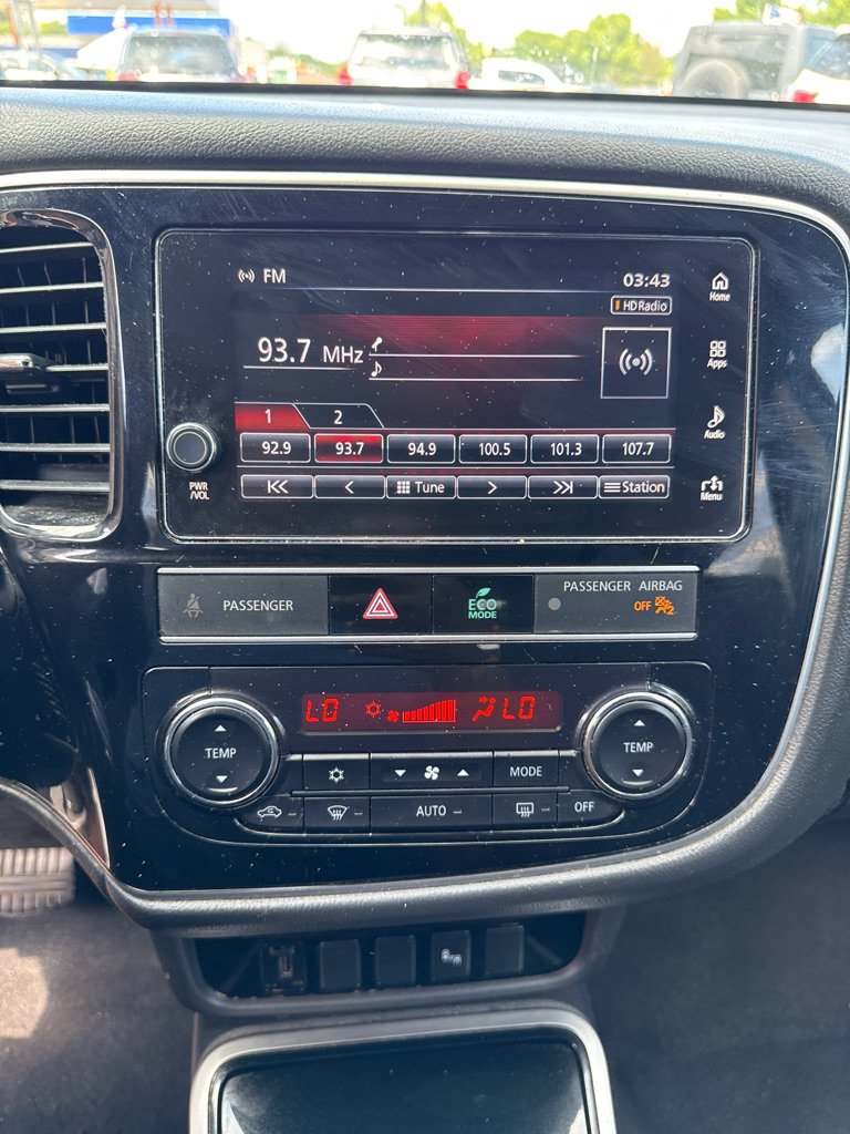 Used 2019 Mitsubishi Outlander SEL FWD image 12