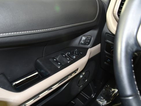 Used 2024 Ford Expedition Max Limited AWD/4WD image 36