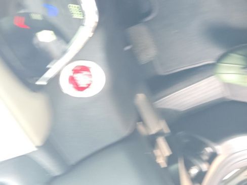 Used 2017 Honda HR-V EX image 14