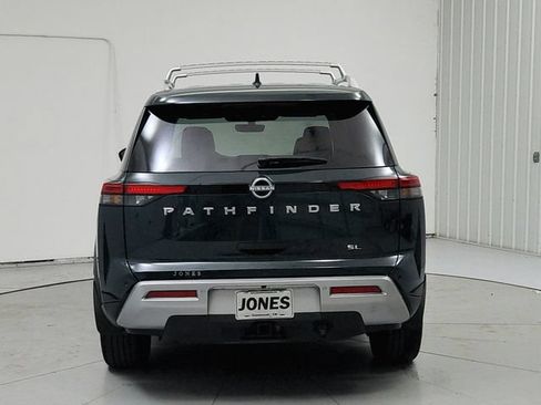 Used 2025 Nissan Pathfinder SL w/ SL Premium Package FWD image 6