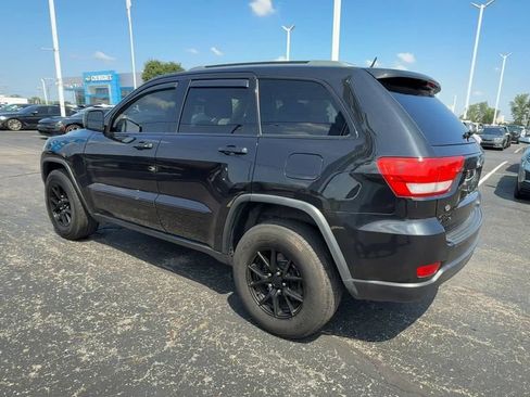 Used 2012 Jeep Grand Cherokee Laredo w/ Laredo E Group AWD/4WD image 6