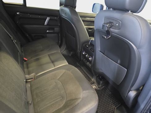 Used 2022 Land Rover Defender 110 AWD/4WD image 13