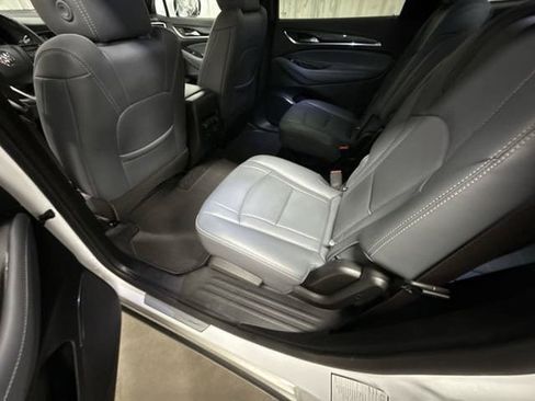Used 2024 Buick Enclave Premium AWD/4WD image 15