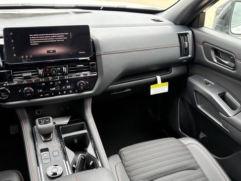 New 2026 Nissan Pathfinder Rock Creek AWD/4WD image 12