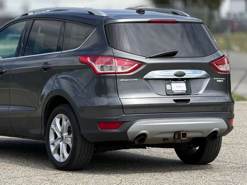 Used 2015 Ford Escape Titanium image 16