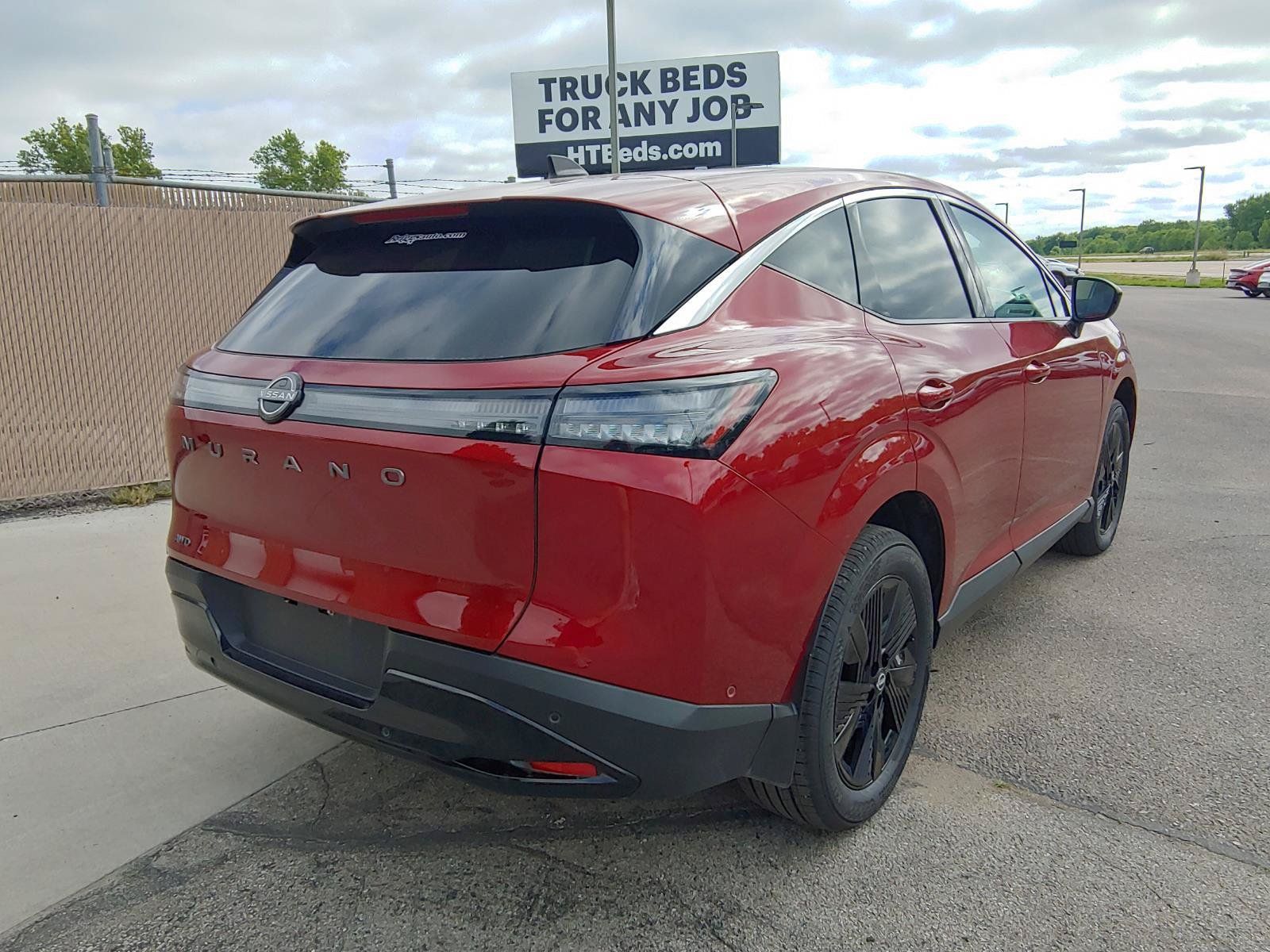 Used 2025 Nissan Murano SV AWD/4WD image 7