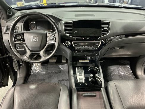 Used 2021 Honda Pilot Black Edition image 13
