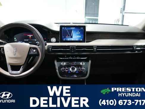 Used 2020 Lincoln Corsair Reserve w/ Equipment Group 201A image 19