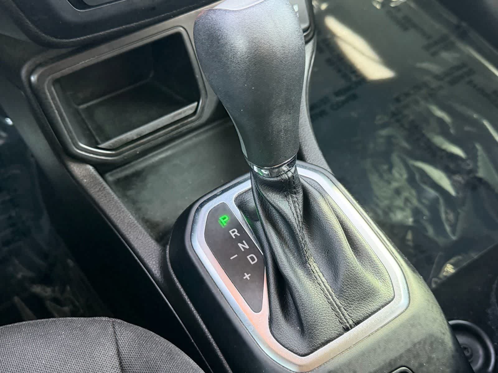 Used 2020 Jeep Renegade Latitude FWD image 21