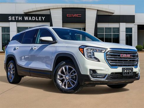 Certified 2023 GMC Terrain SLT image 1