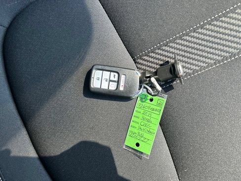 Used 2019 Honda Civic EX image 31