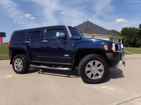 Used 2008 HUMMER H3 Alpha AWD/4WD image 13