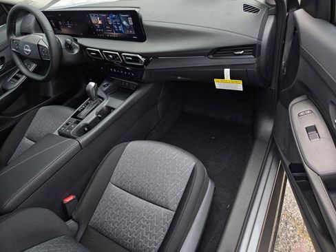 New 2026 Nissan Sentra SV FWD image 7