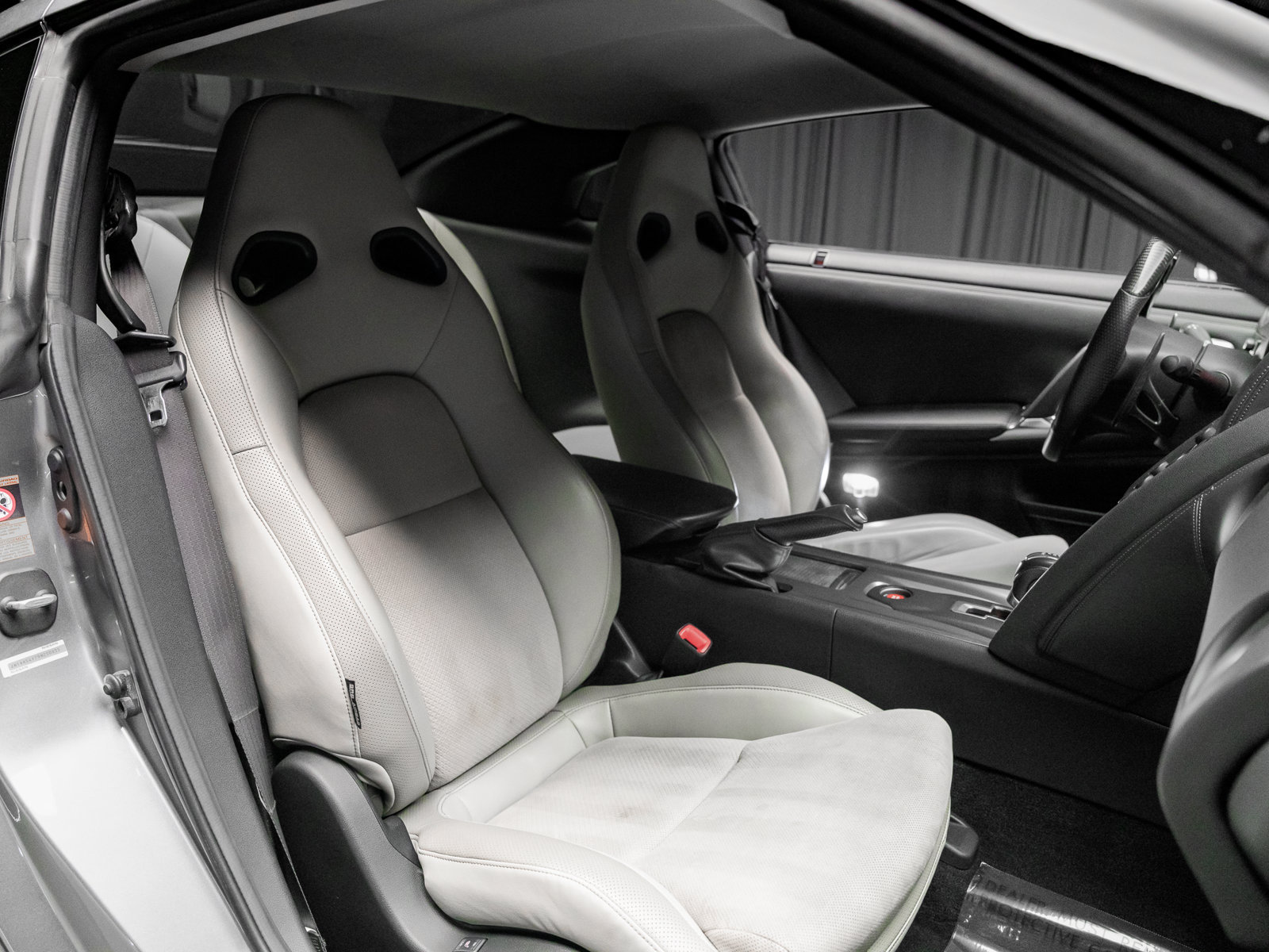 Used 2009 Nissan GT-R Premium AWD/4WD image 64
