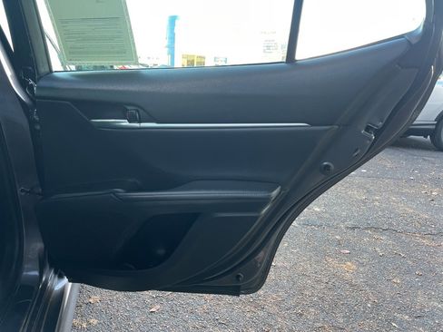 Used 2023 Toyota Camry XSE image 13