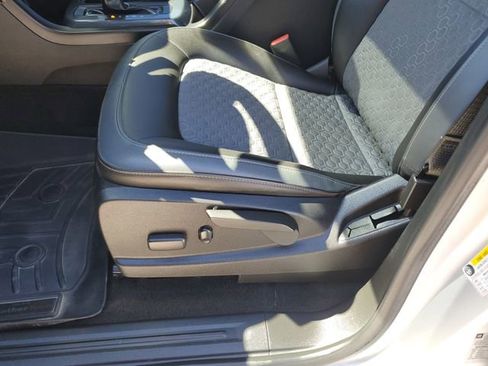 Used 2018 Chevrolet Colorado Z71 AWD/4WD image 22