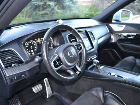 Used 2019 Volvo XC90 T6 R-Design w/ Protection Package image 18