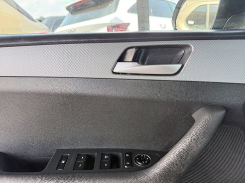 Used 2019 Hyundai Sonata SE w/ Cargo Package FWD image 20