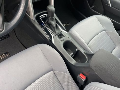Used 2024 Toyota Corolla Cross AWD Hybrid image 20