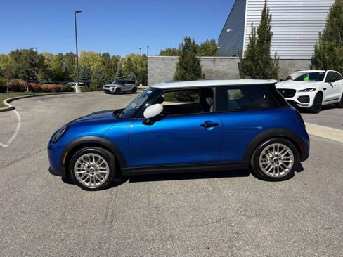 Used 2026 MINI Cooper S FWD image 4