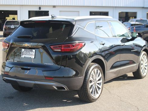 Used 2024 Chevrolet Blazer Premier w/ Driver Confidence II Package image 7