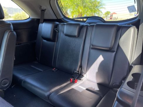 Used 2017 Toyota Highlander Limited Platinum image 24