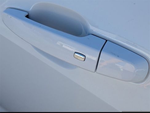 Used 2024 Chevrolet Malibu LT image 11