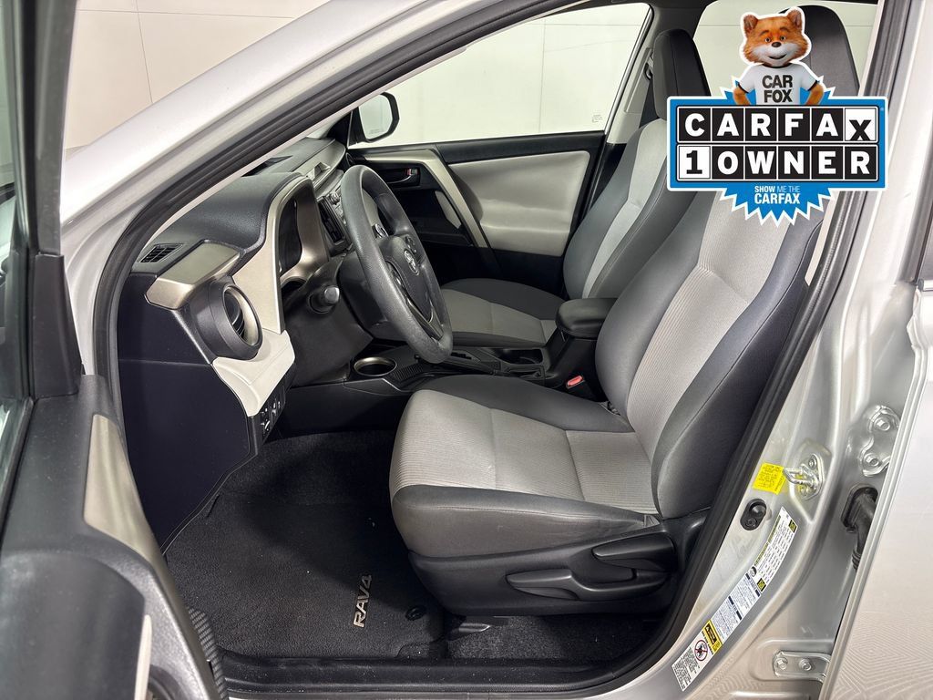 Used 2014 Toyota RAV4 LE AWD/4WD image 27