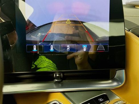 Used 2025 Chevrolet Corvette Stingray Preferred Cpe w/ 2LT image 16