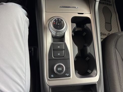 Certified 2023 Ford Explorer XLT image 31