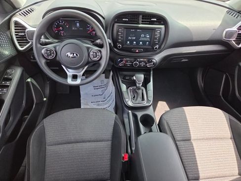 Used 2021 Kia Soul S FWD image 8