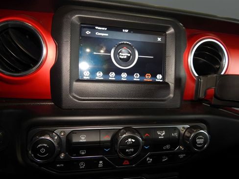 Used 2020 Jeep Wrangler Unlimited Rubicon w/ Safety Group image 61