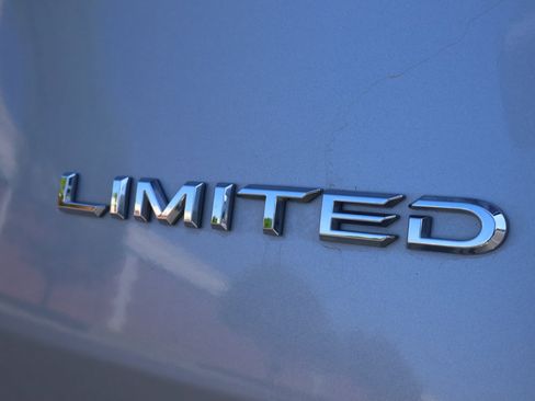 Used 2024 Toyota Grand Highlander Limited image 29