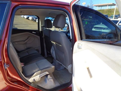 Used 2014 Ford Escape SE image 17