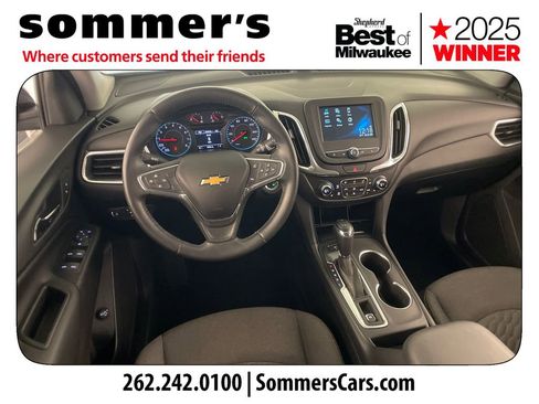 Used 2018 Chevrolet Equinox LT AWD/4WD image 12