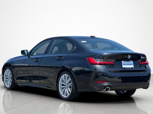 Used 2023 BMW 330i Sedan w/ Driving Assistance Package RWD image 3