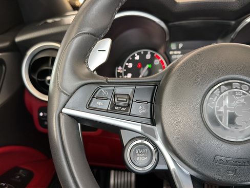 Used 2019 Alfa Romeo Stelvio Ti Sport w/ Quick Order Package 22S Sport AWD/4WD image 26